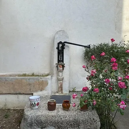 Maison De Village Pres Du Canal Сasa de vacaciones Colombiers (Herault)