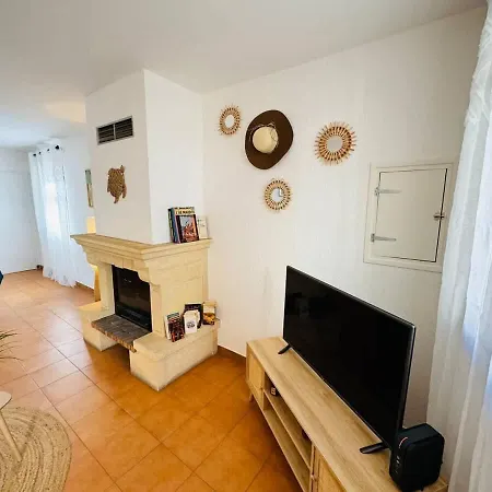 Сasa de vacaciones Maison De Village Pres Du Canal *